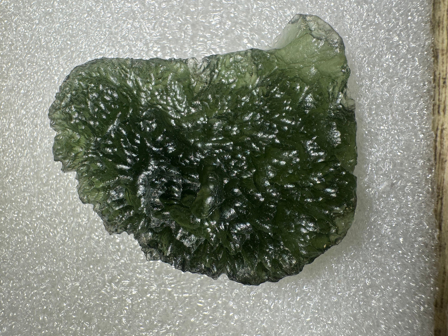 Moldavite Chlum 13.1g deep texture Nesmen Les deep texture. Free form Apple green