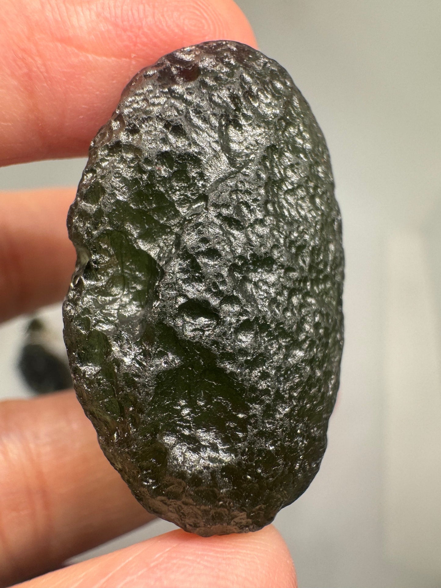 Moldavite Vrabec 11.11g oval shape nice for collecting