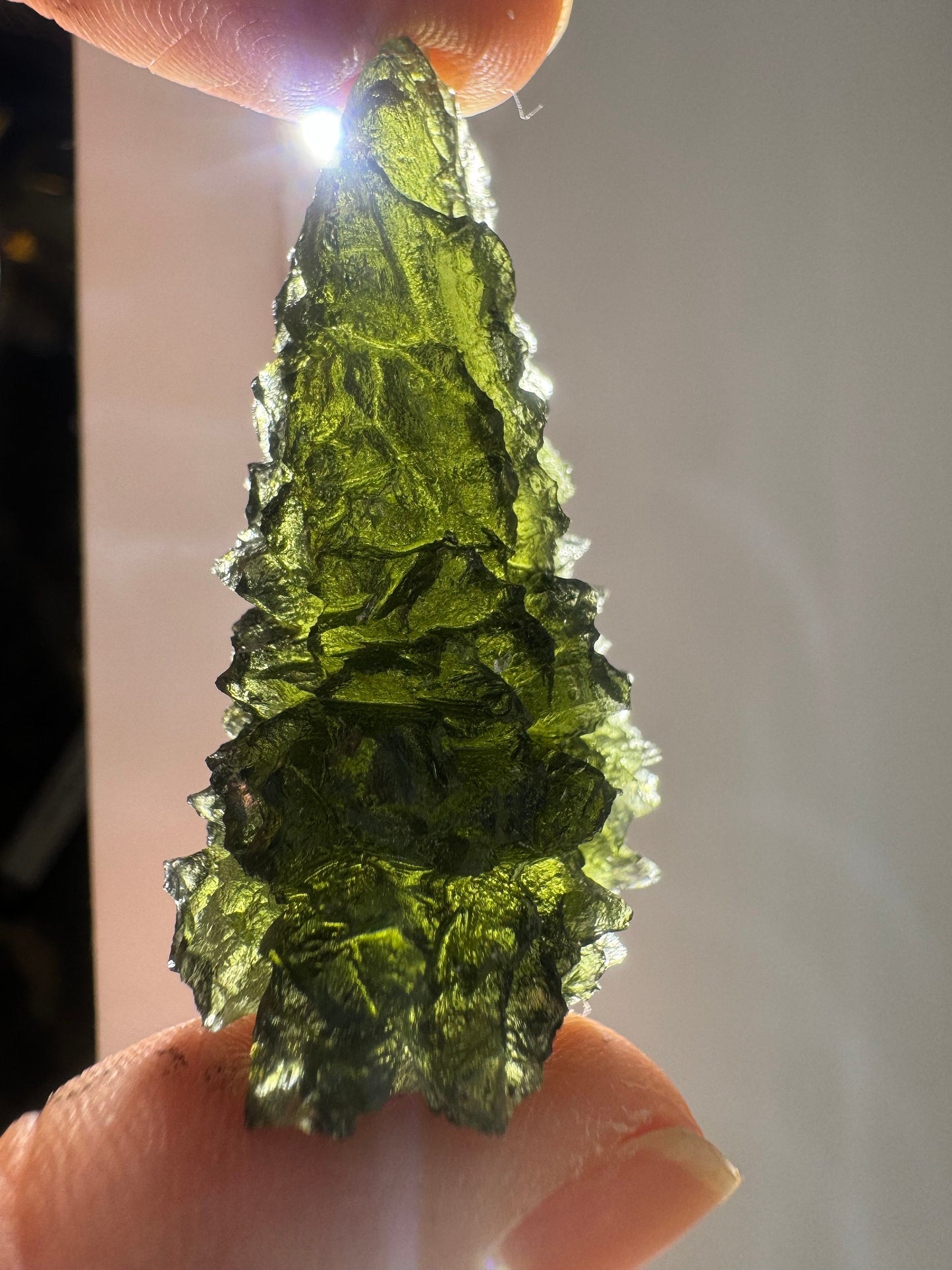 Besednice Jezkovna Moldavite: Green Tektite Crystal (14.82g)