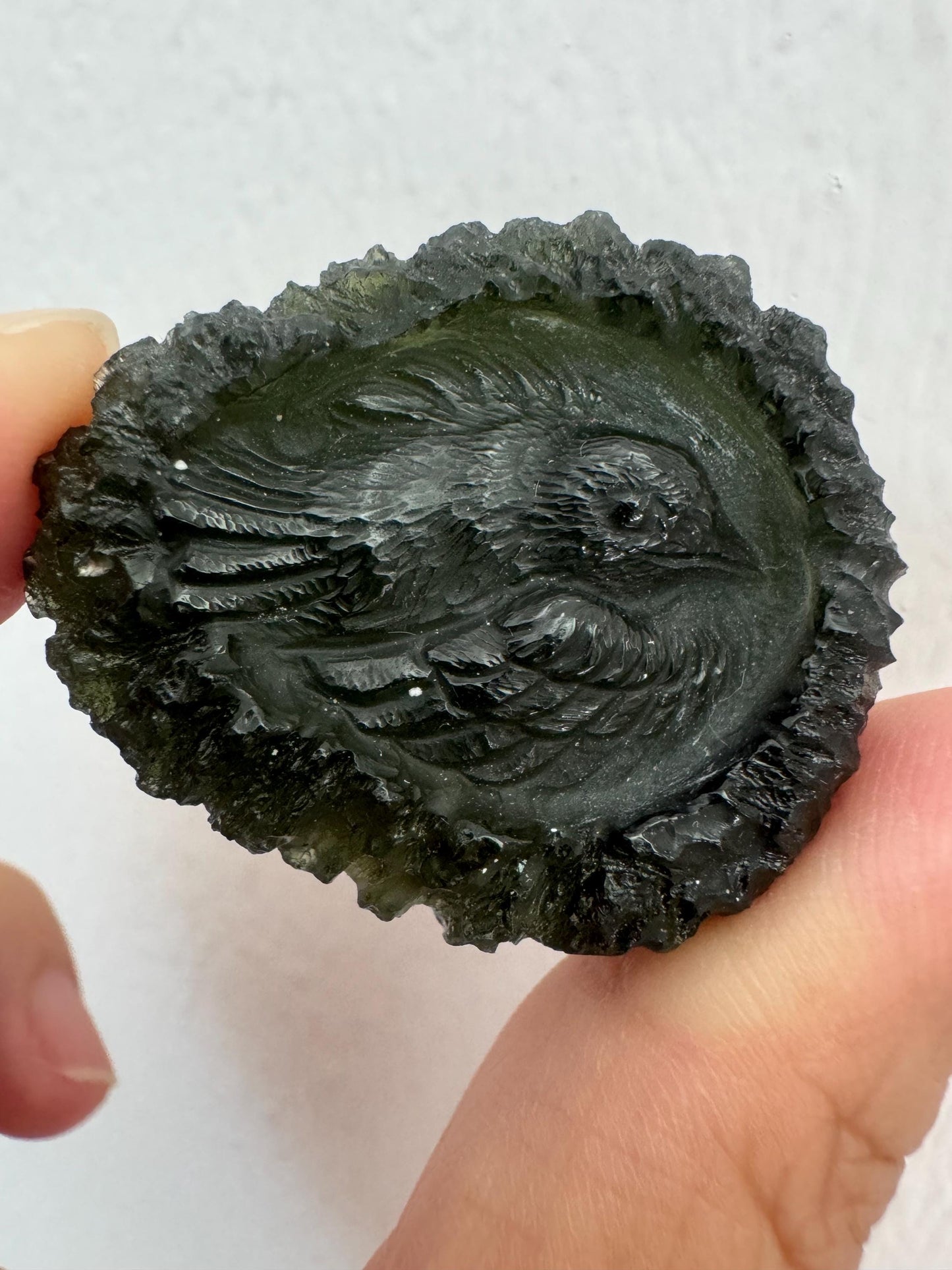 Moldavite carving mama bird chlum 19.5g