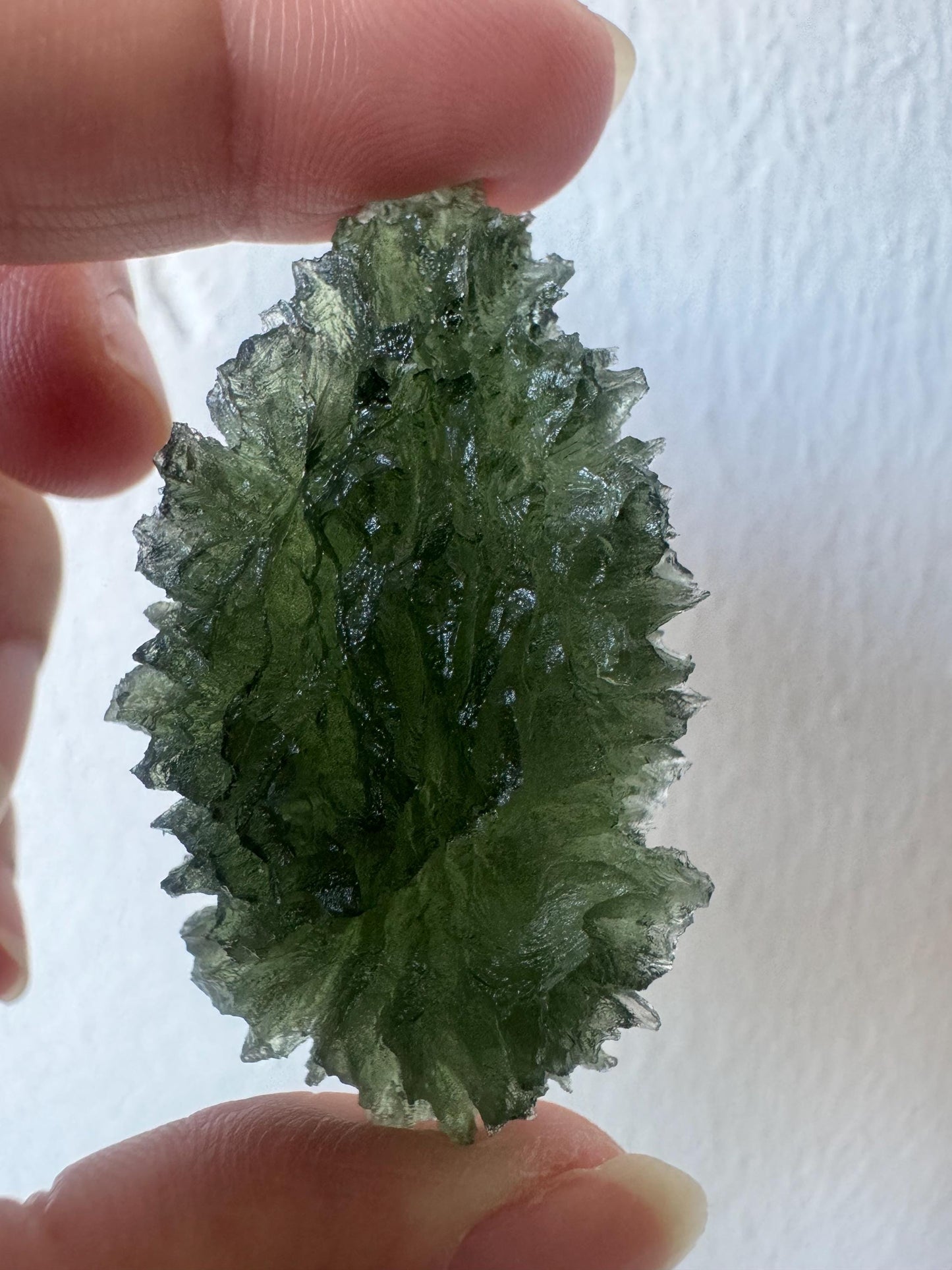 12.32g Moldavite Besednice Jezkovna very rare perfect condition, headhoge museum grade AAA, curving drop