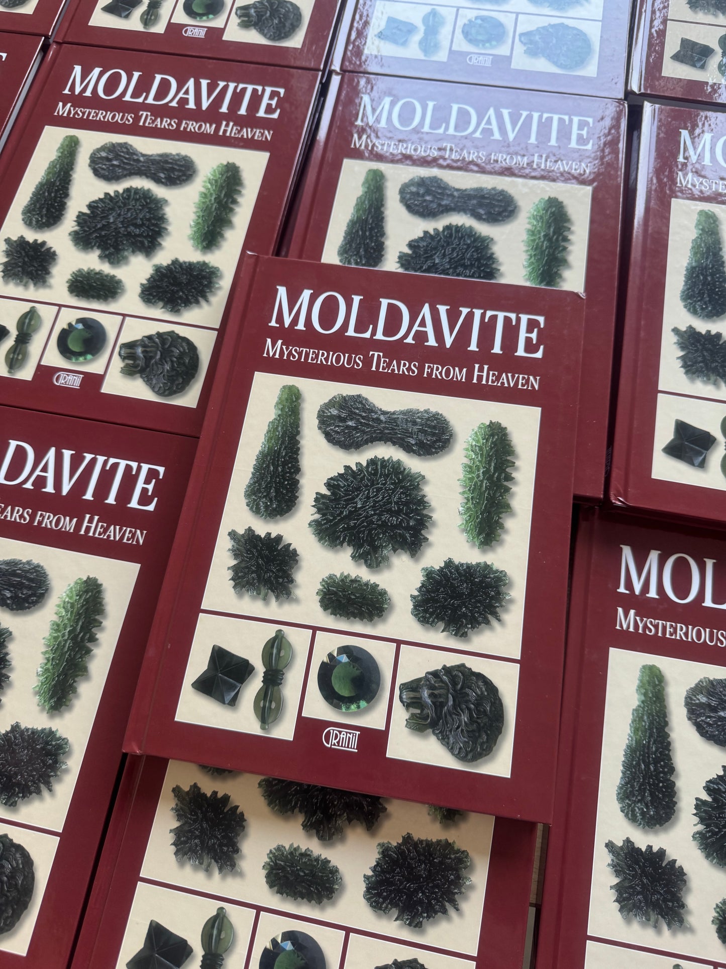 Moldavite : Mysterious Tears from Heaven Book