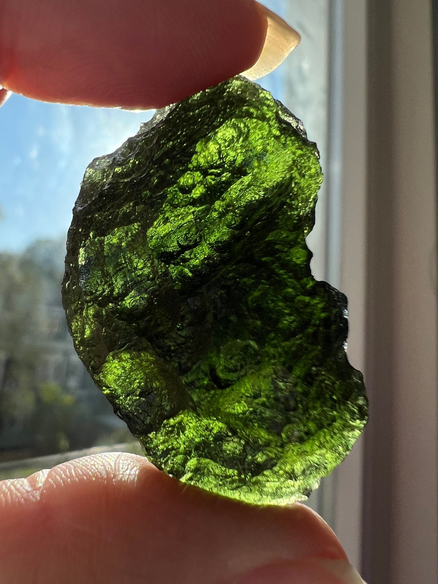 Moldavite rare color and size, deep green 23,9 grams moldavite Vrábče - kroclo with visible Lechatelierite Needle