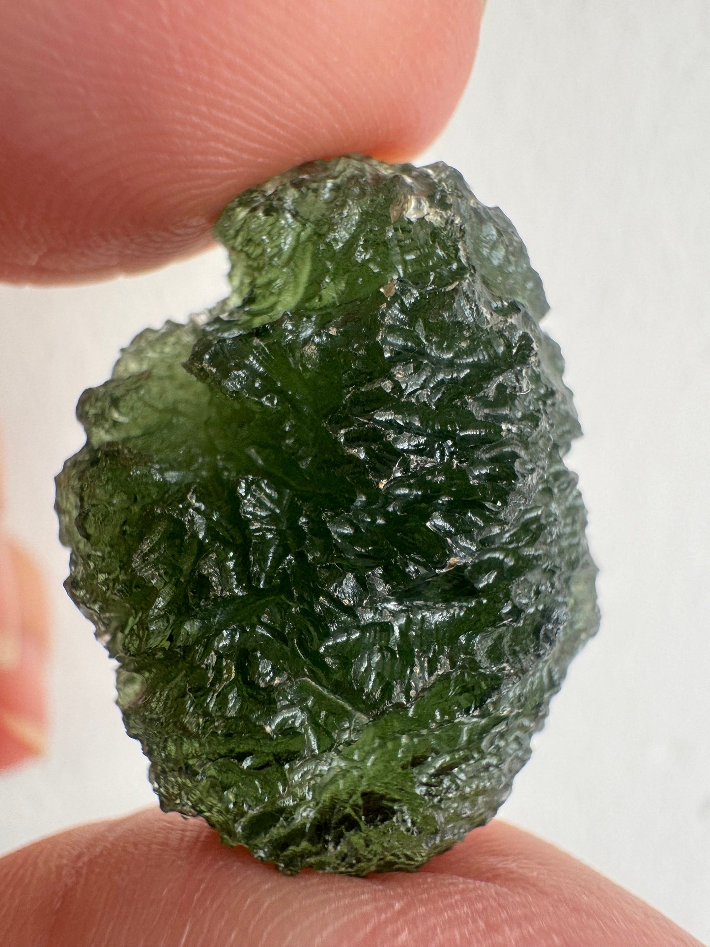 Marouskov Pole moldavite 10.41g lovely eeg shape .