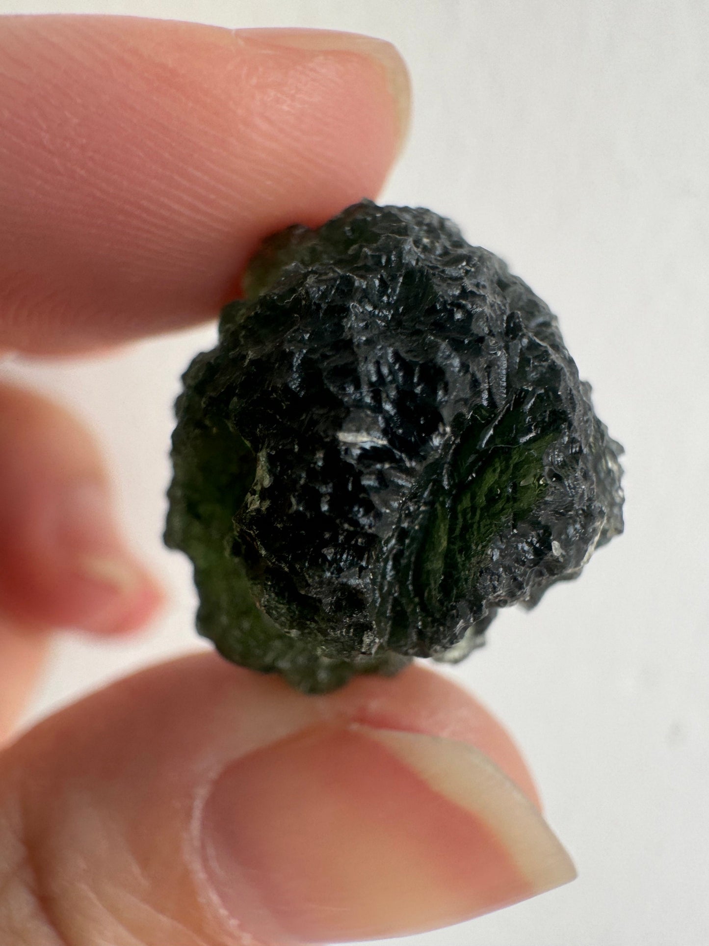 Marouskov Pole moldavite 10.41g lovely eeg shape .