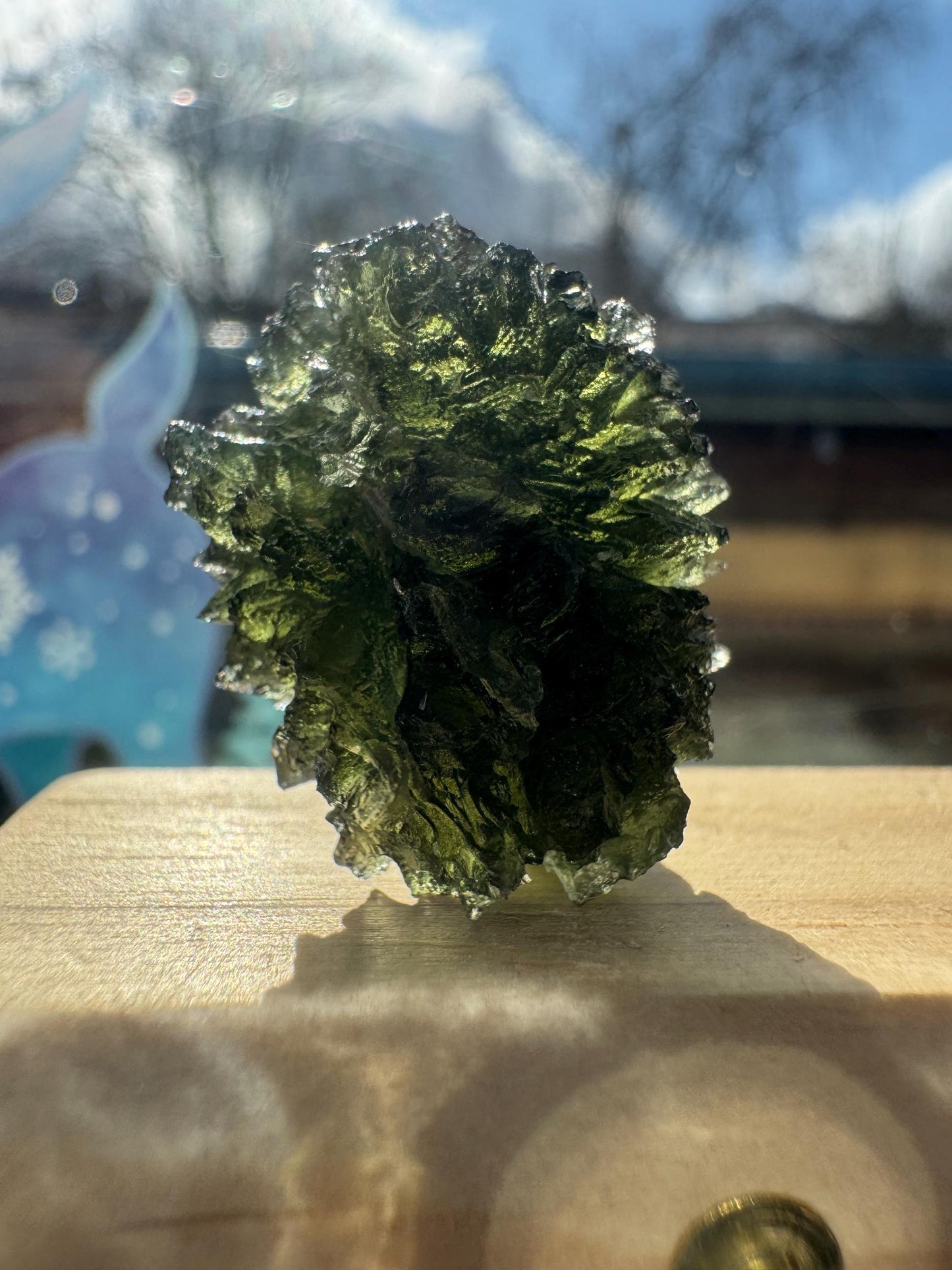 6.44g  Moldavite Besednice Jezkovna very rare , headhoge self standing