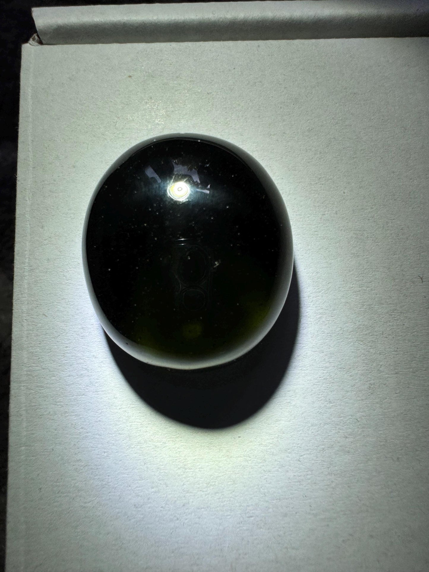 XL Moldavite authentic cabuchon inner Gas bubble 66,8 carats