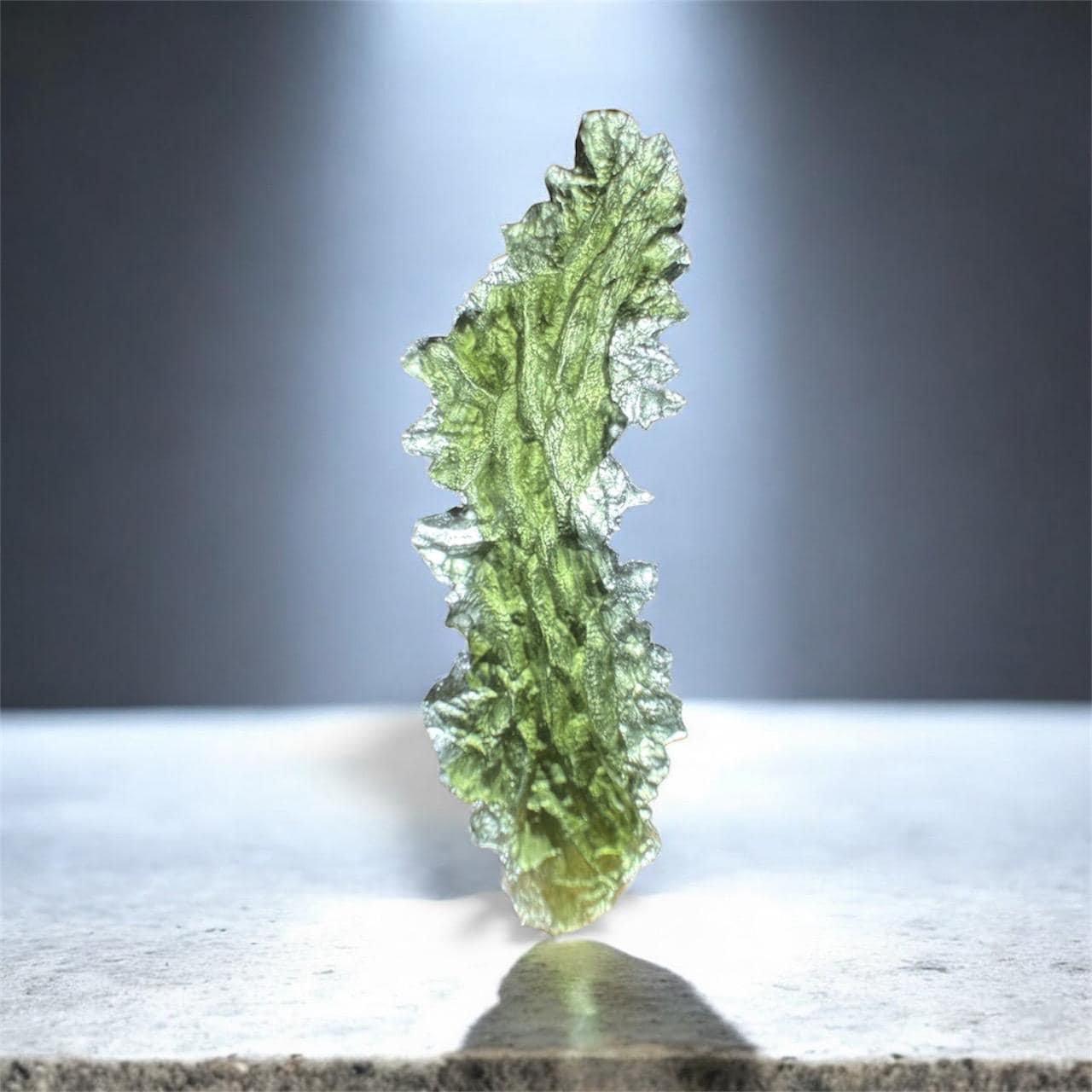 Besednice Jezkovna Moldavite: Hedgehog Texture, Angel chime (9.84g)