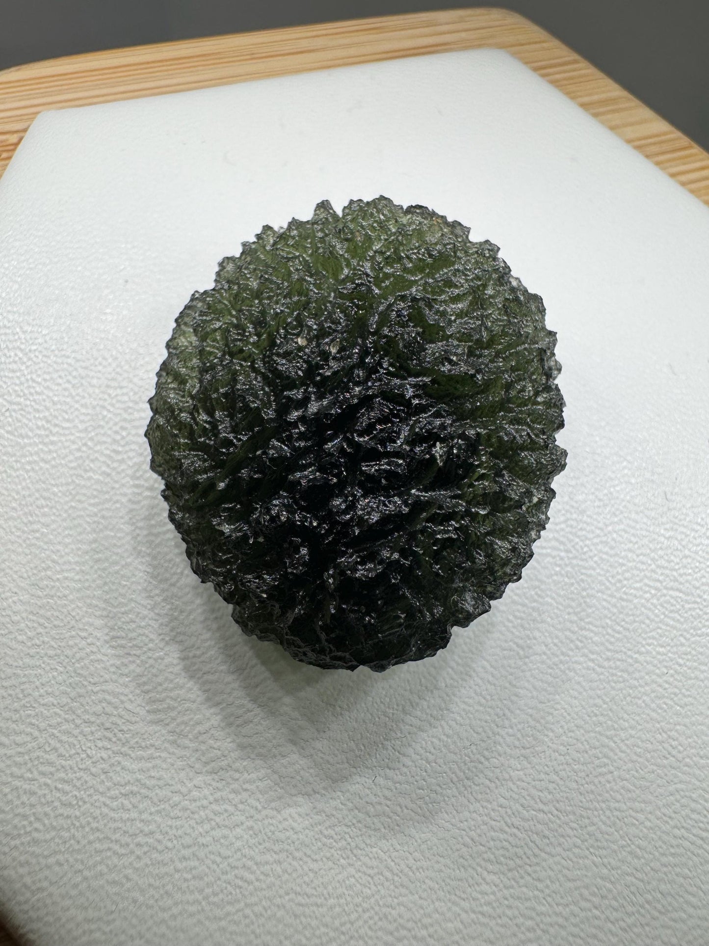 Moldavite Silazka 15.10g compact shape  nice green