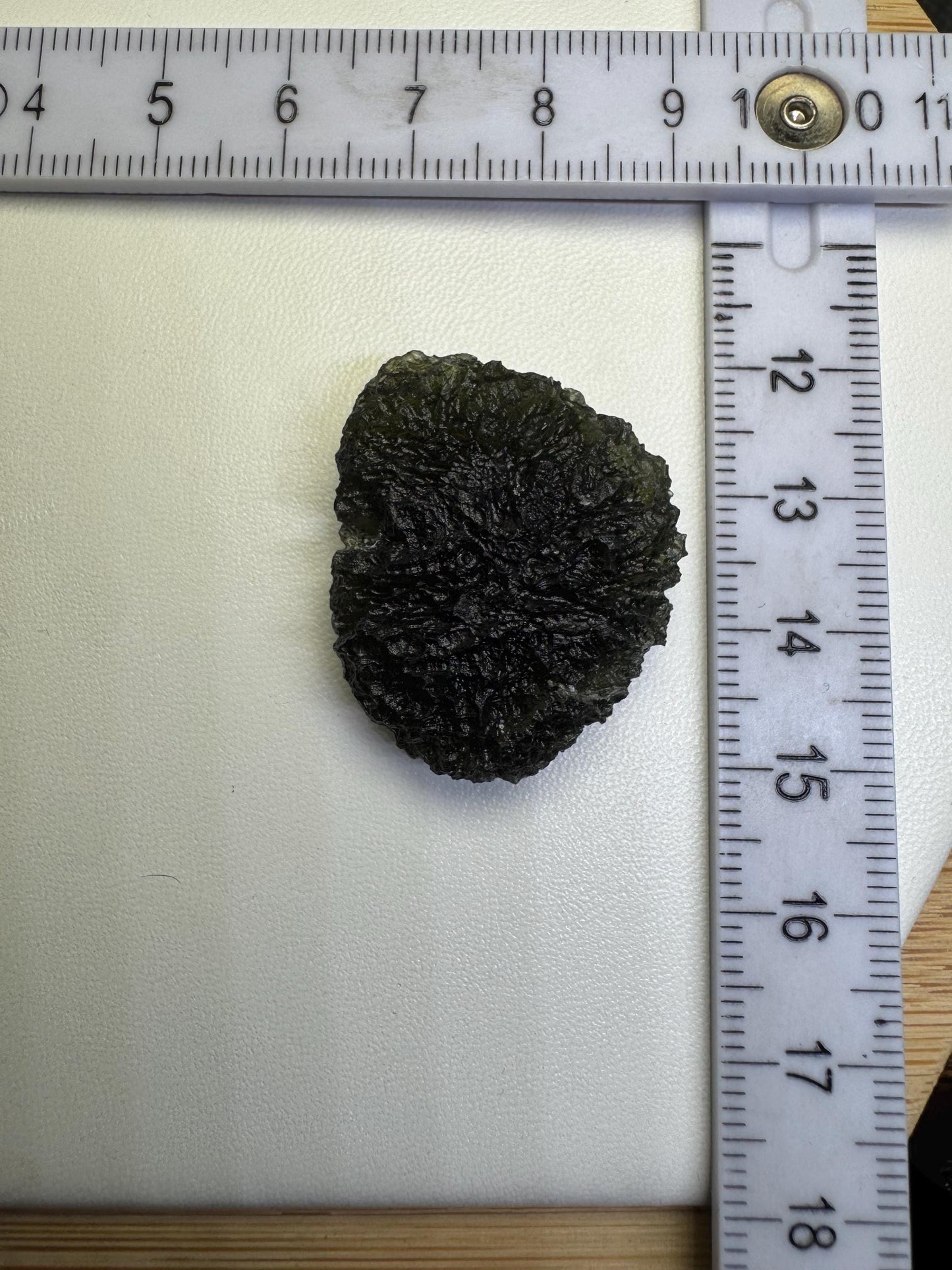 Authentic moldavite Moldavite Chlum 9.51g