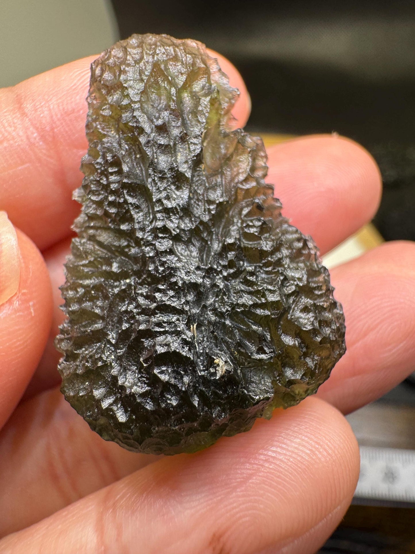 Authentic Moldavite Crystal: 9.90, Nesmen Les Czech Republic drop shape